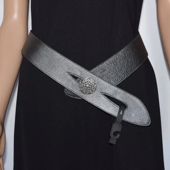 J.Jill Leather Belt‎ Thick Gladiator Black Scalloped Wavy Laser Cutout 2.5\